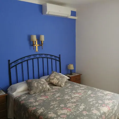 Pensio Fabrellas * Sant Antoni De Calonge